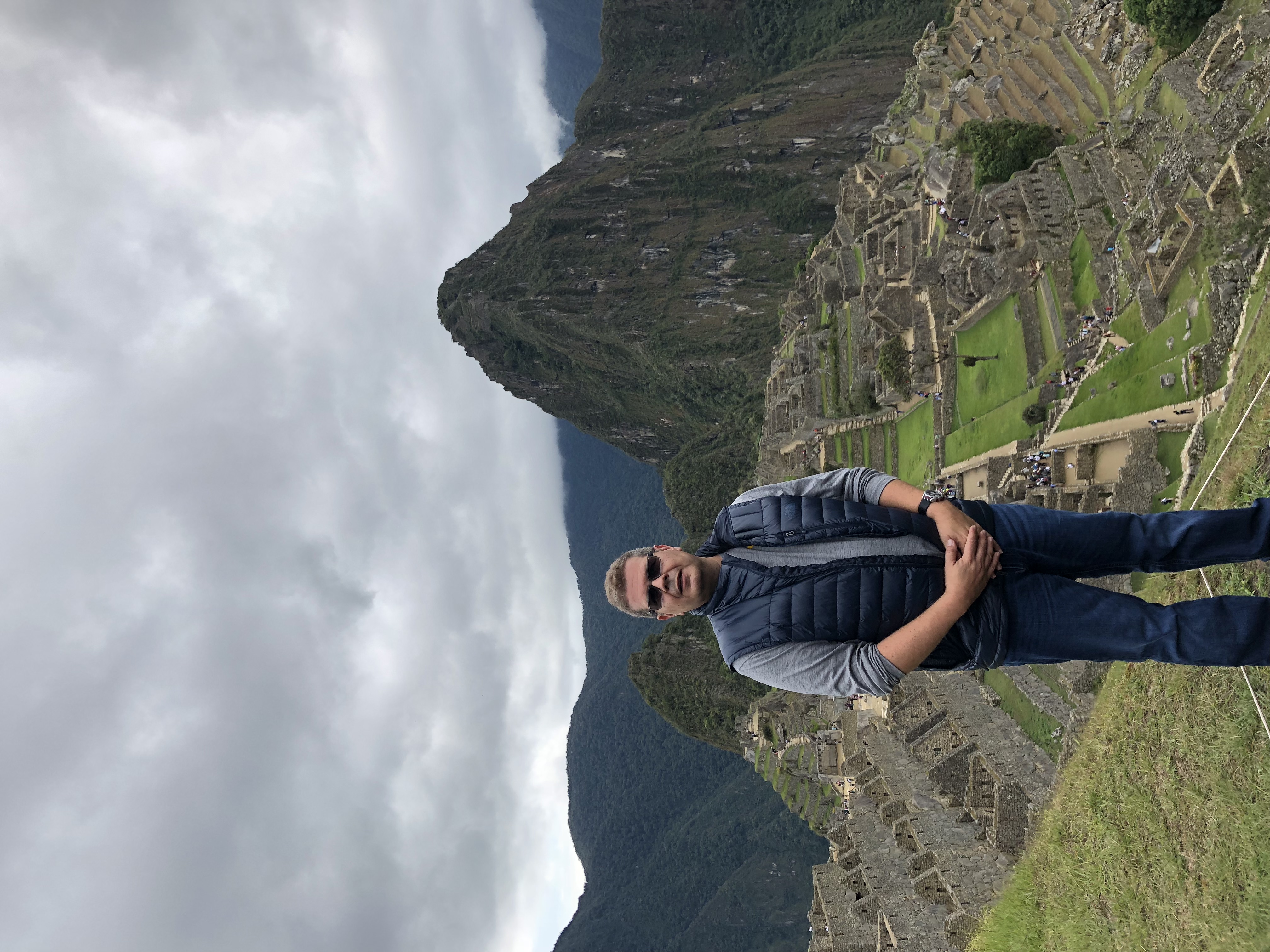 Luis Machu Picchu